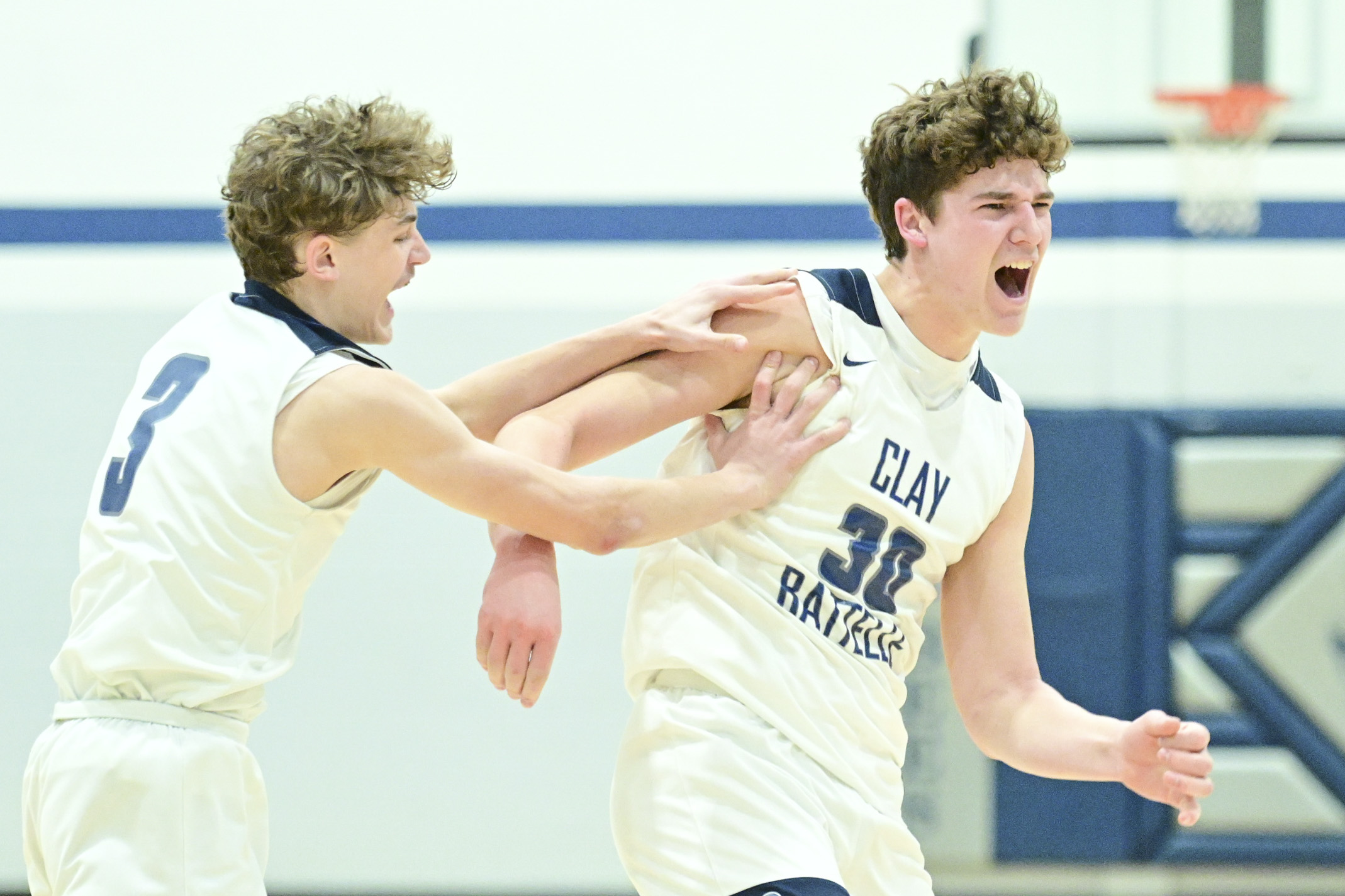 Barr's game-winner gives CB key sectional victory over Doddridge County